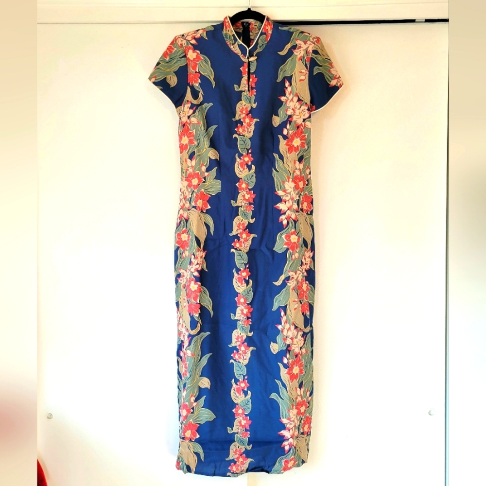 Tiki/Polynesian flower dress - Picture 4 of 17